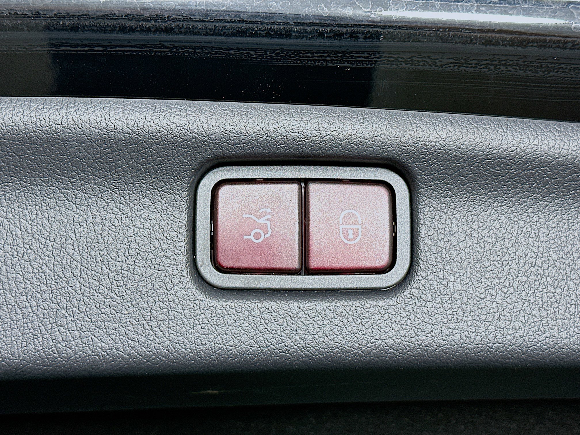 Used 2023 Mercedes-Benz C 300 Sedan image 28