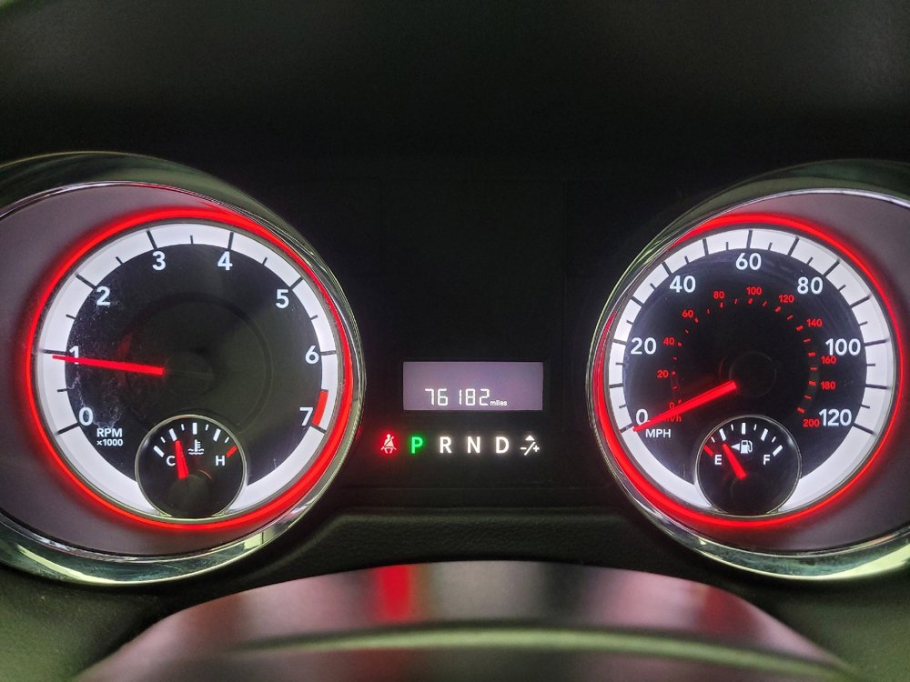 Used 2019 Dodge Grand Caravan SE w/ UConnect Hands-Free Group FWD image 23