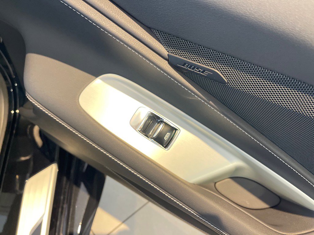 New 2025 Chevrolet Corvette E-Ray image 17