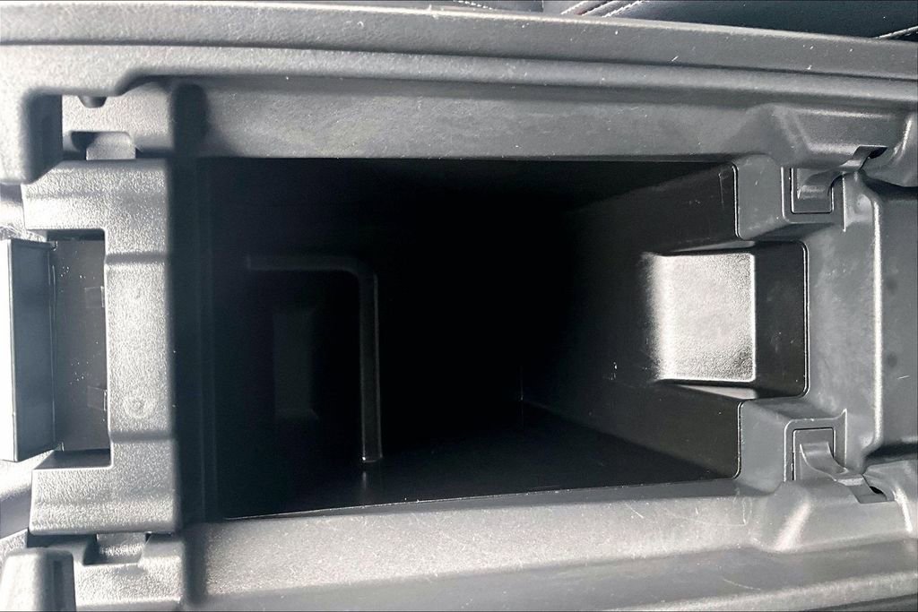 Used 2021 Nissan Rogue Platinum image 32