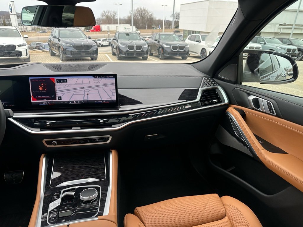 Used 2025 BMW X6 M60i image 20