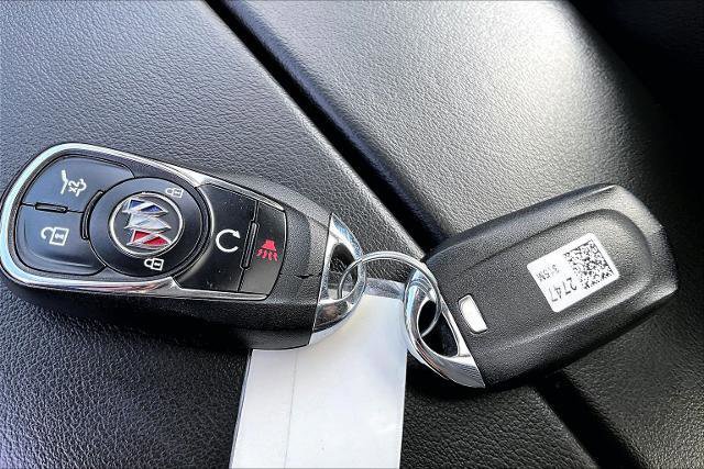 Used 2020 Buick Envision Essence w/ Experience Buick Package image 35