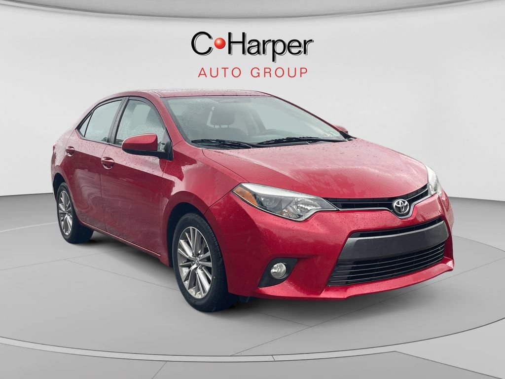 Used 2015 Toyota Corolla LE FWD image 1