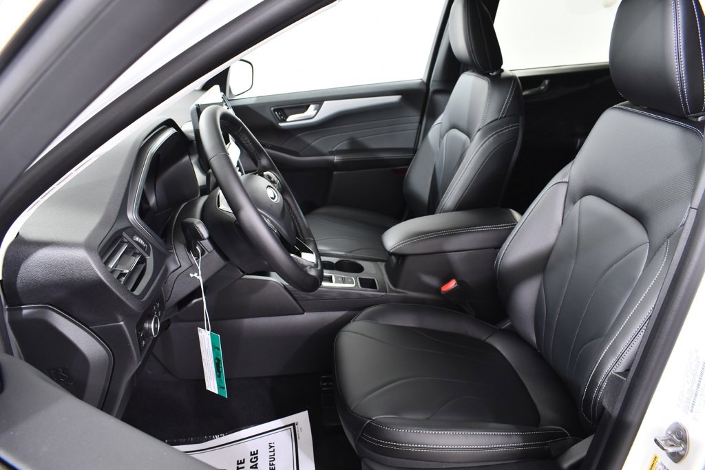 New 2026 Ford Escape SE w/ PHEV Premium Package image 6