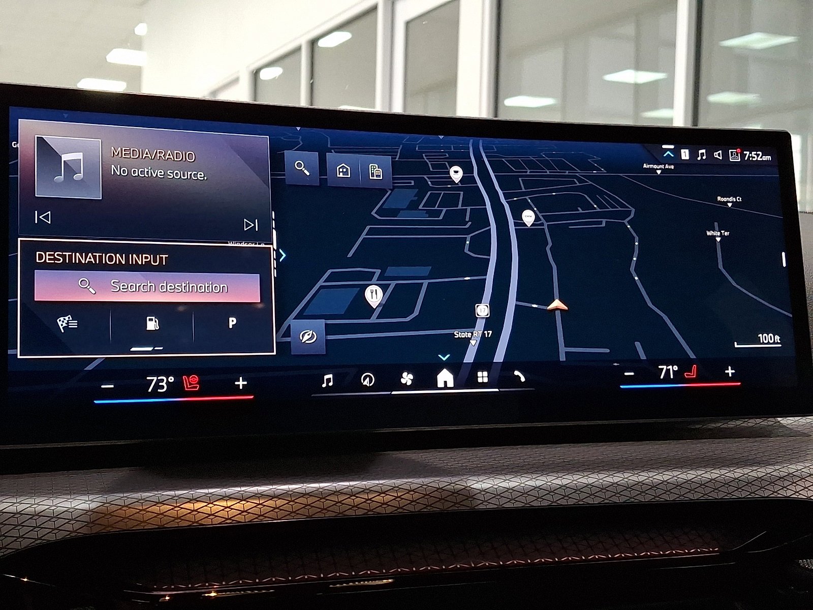 Used 2025 BMW 330i xDrive 330i xDrive w/ M Sport Package image 12