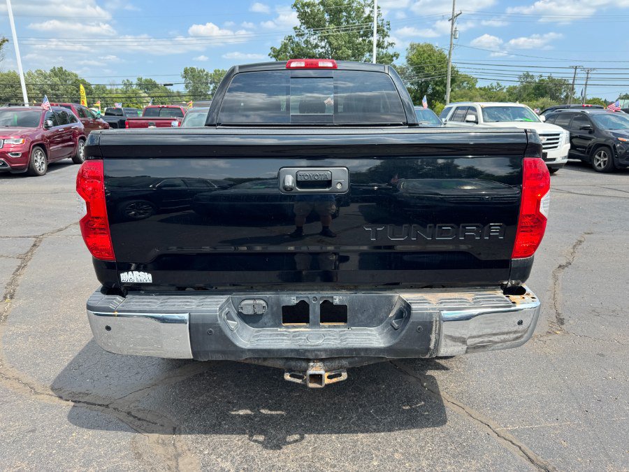 Used 2015 Toyota Tundra SR5 AWD/4WD image 4