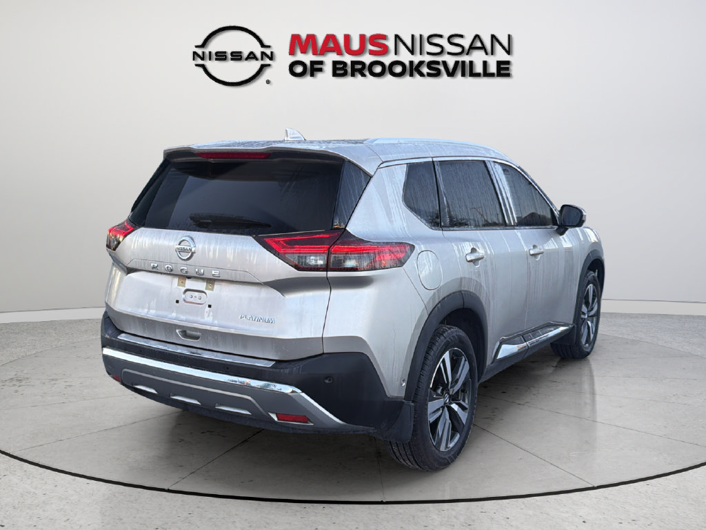 Certified 2021 Nissan Rogue Platinum FWD image 12