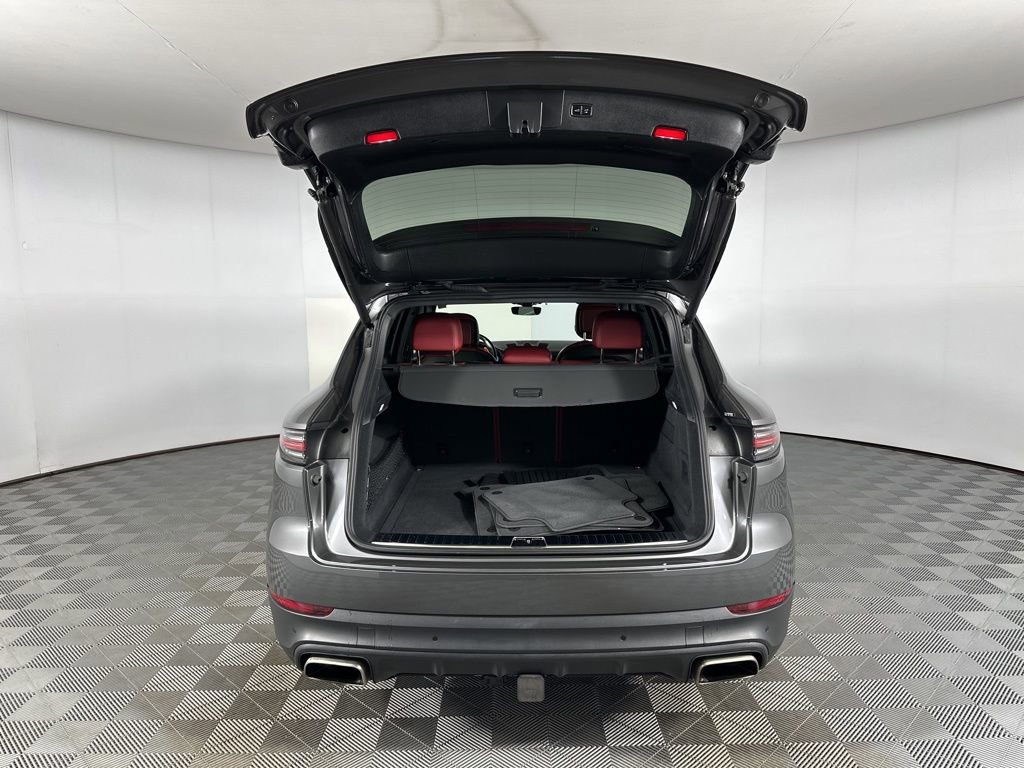 Used 2021 Porsche Cayenne image 24