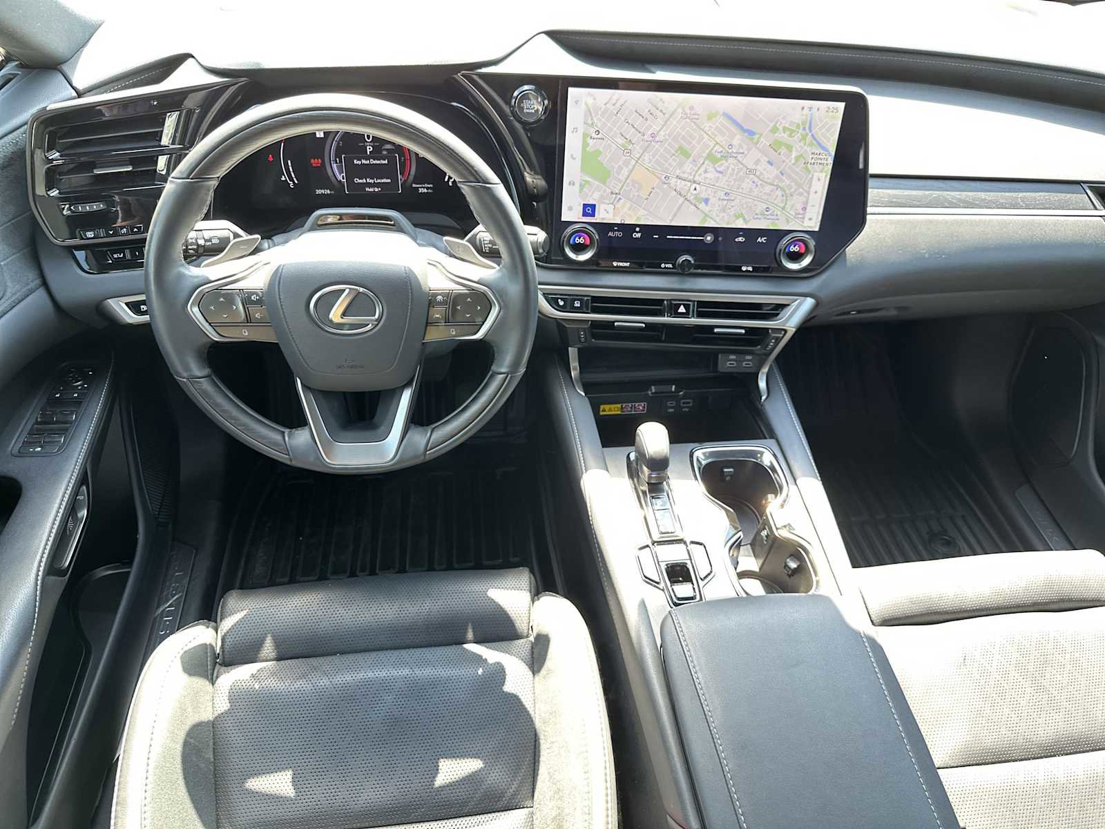 Used 2024 Lexus RX 350 FWD w/ Convenience Package image 11
