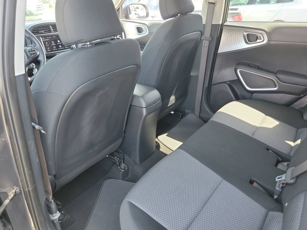 Used 2023 Kia Soul LX w/ Option Group 015 FWD image 12