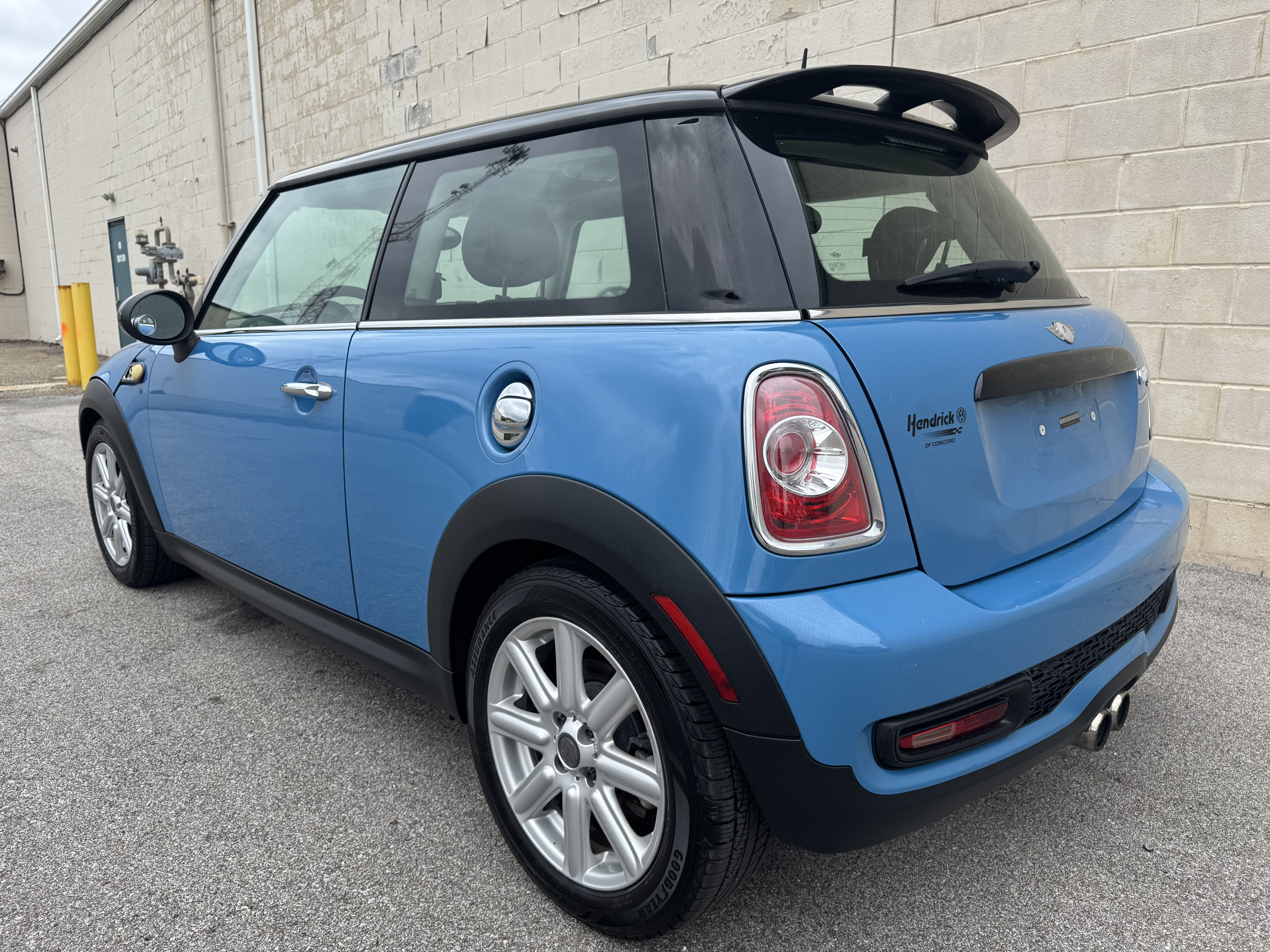 Used 2013 MINI Cooper S FWD image 3