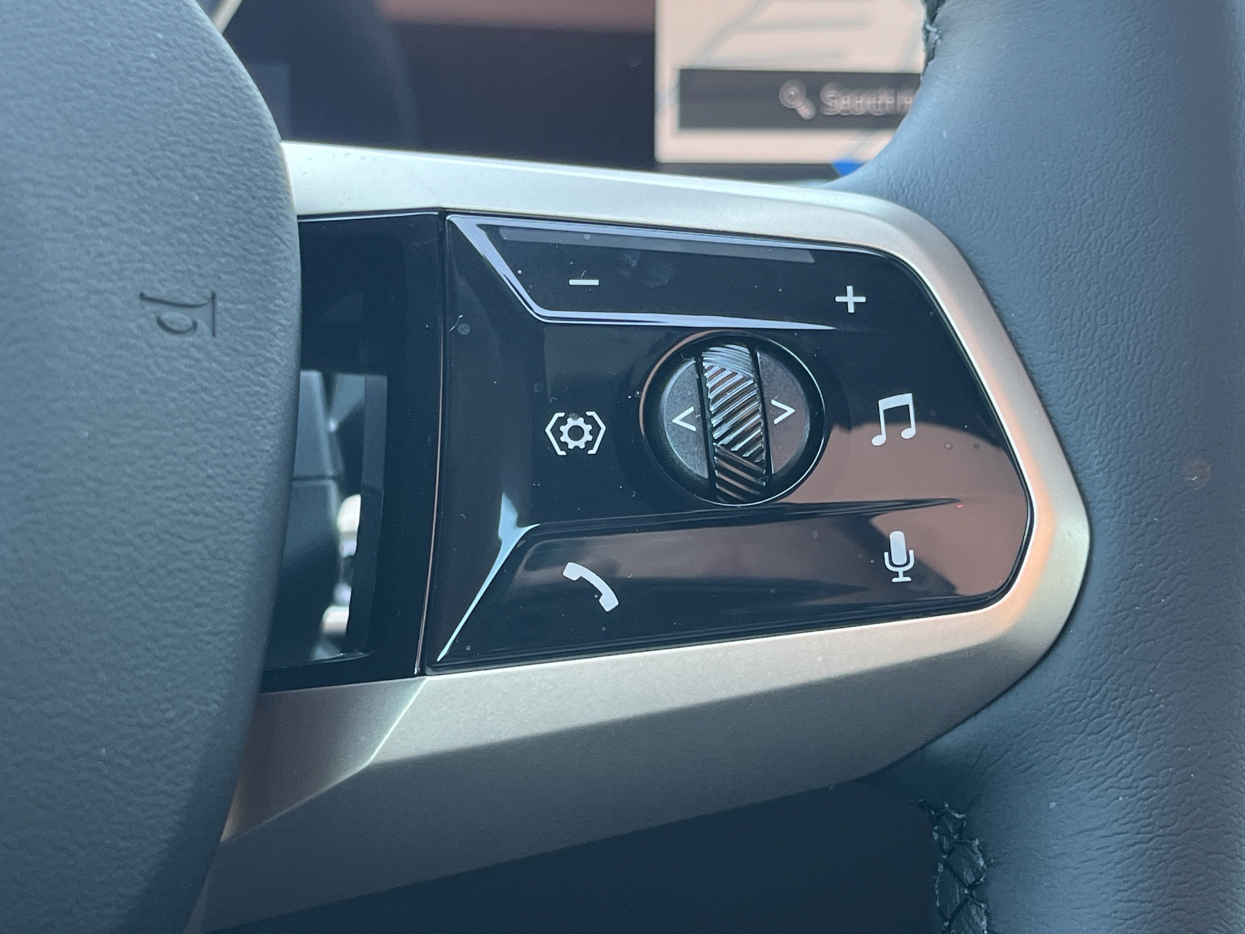 New 2026 BMW iX xDrive45 image 12