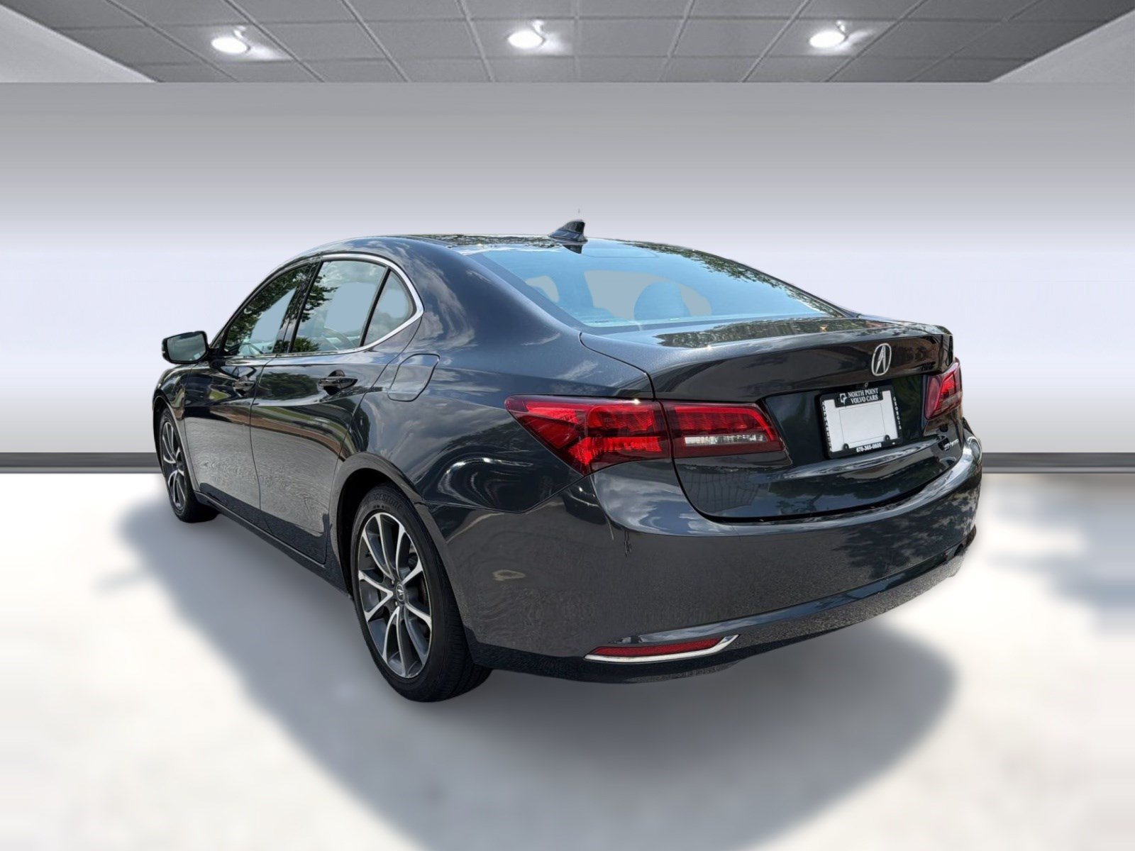 Used 2015 Acura TLX V6 SH-AWD w/ Technology Pkg image 3