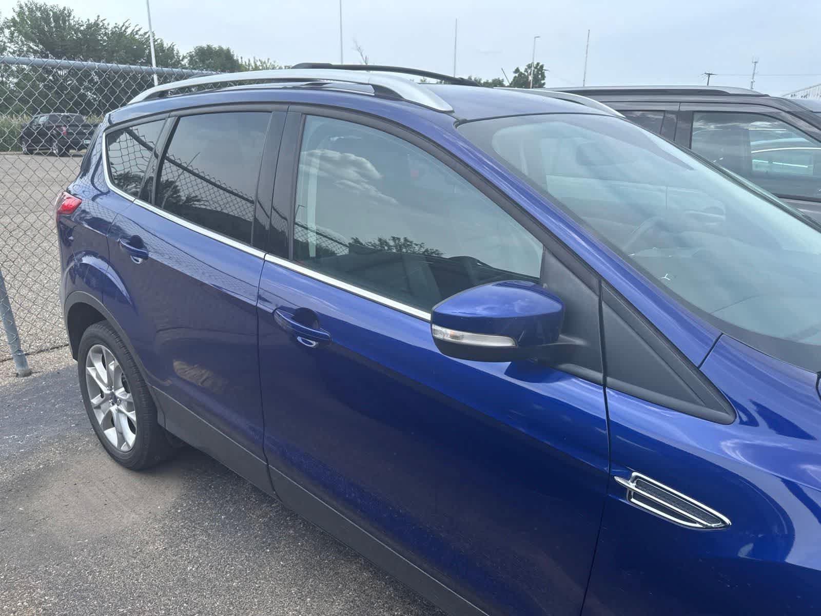 Used 2016 Ford Escape Titanium w/ Equipment Group 301A AWD/4WD image 7
