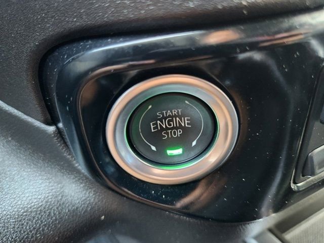 Used 2025 Chevrolet Silverado 1500 LTZ image 8