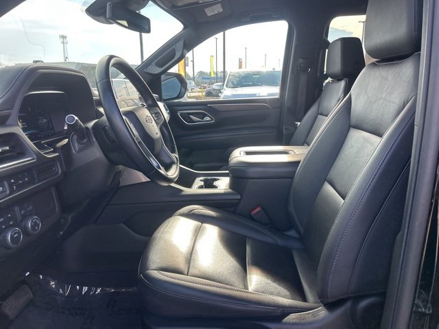Used 2024 Chevrolet Suburban LT image 15