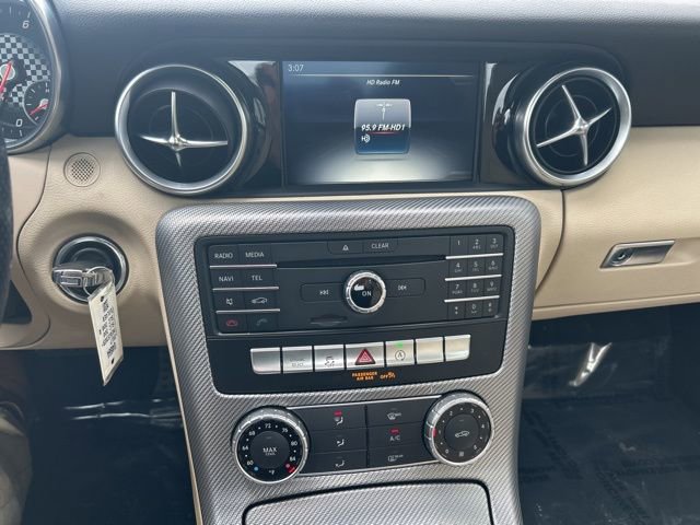 Used 2017 Mercedes-Benz SLC 300 image 20