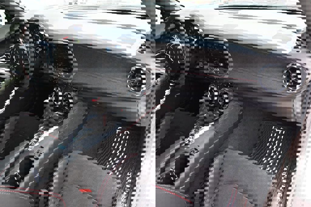 Used 2023 Chevrolet Camaro ZL1 image 9