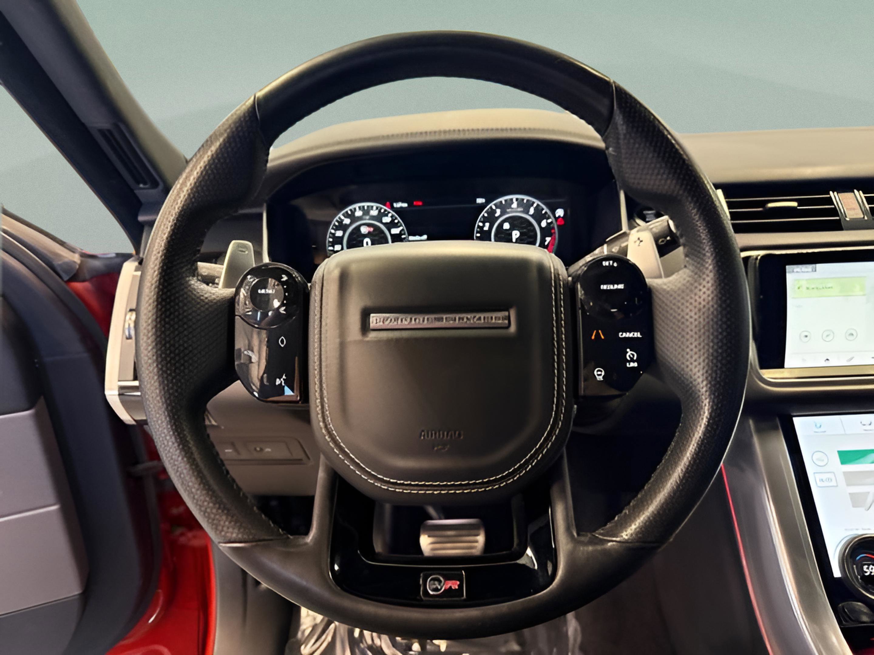 Used 2022 Land Rover Range Rover Sport SVR image 12