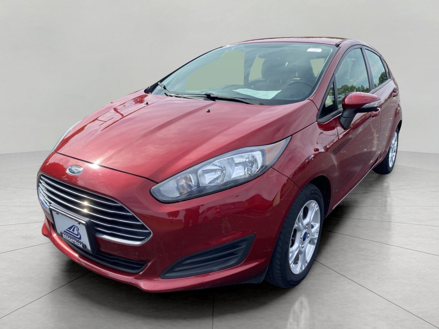 Used 2014 Ford Fiesta SE FWD image 8