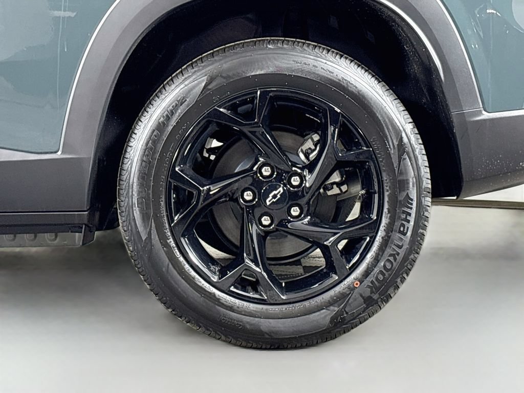 New 2026 Chevrolet Trax LT w/ Driver Confidence Package FWD image 29
