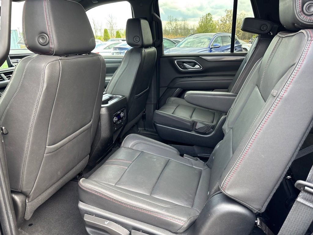 Used 2023 Chevrolet Tahoe RST w/ RST Performance Edition AWD/4WD image 18