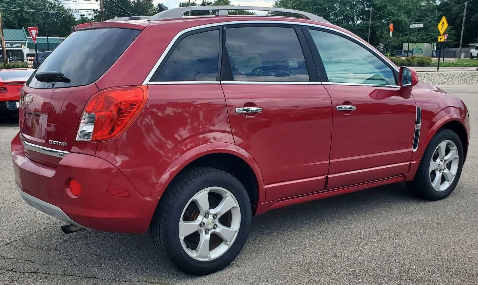 Used 2014 Chevrolet Captiva Sport LTZ FWD image 5
