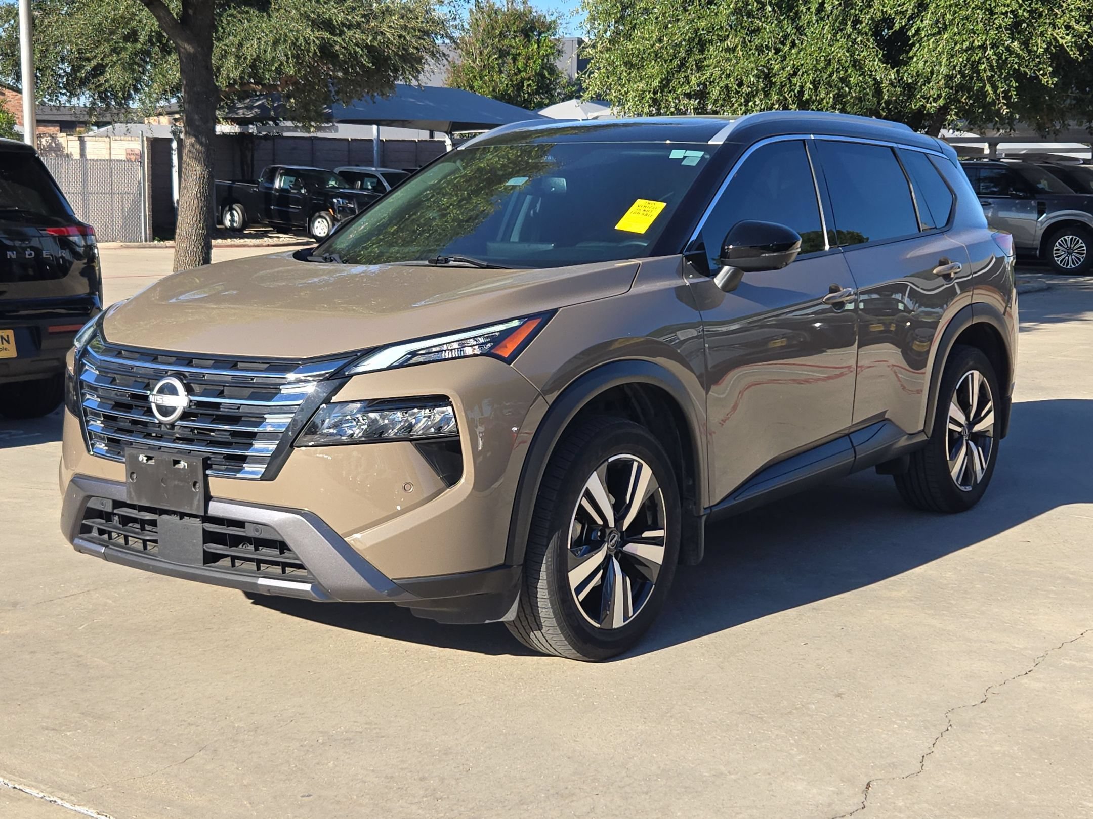 Certified 2024 Nissan Rogue SL w/ SL Premium Package FWD image 7