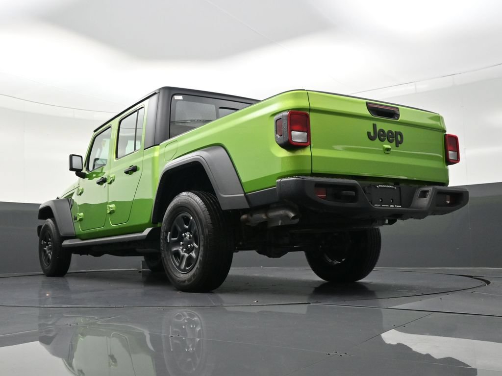 Used 2025 Jeep Gladiator Sport AWD/4WD image 25