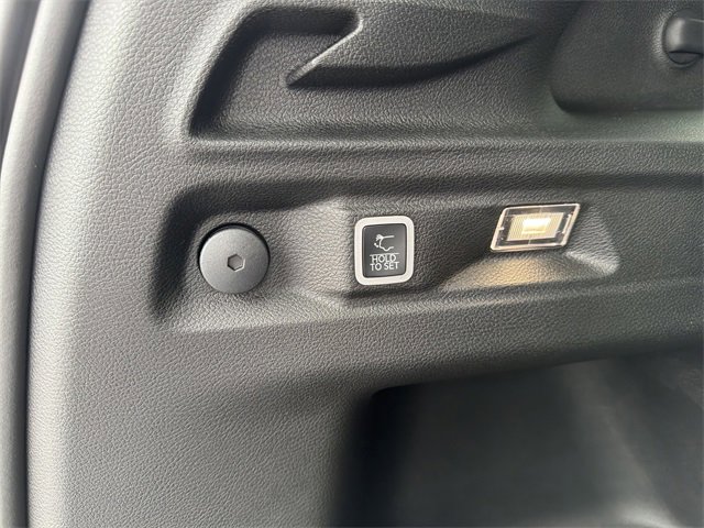 New 2025 Jeep Grand Cherokee L Limited image 19