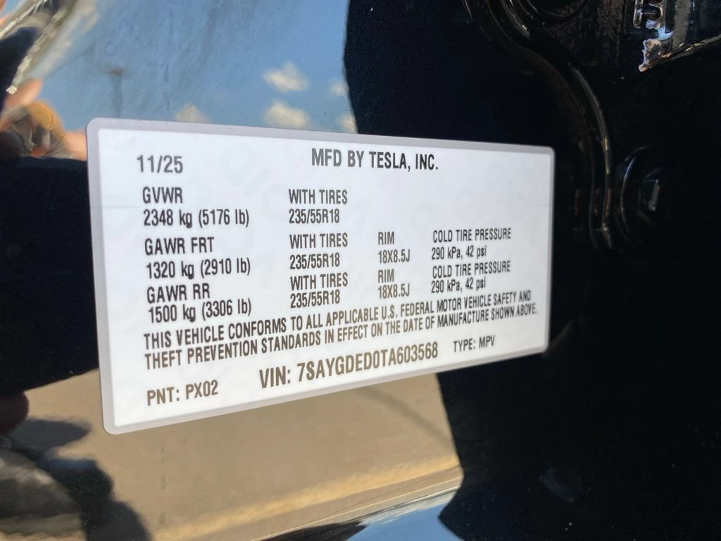 Used 2026 Tesla Model Y 2WD image 36