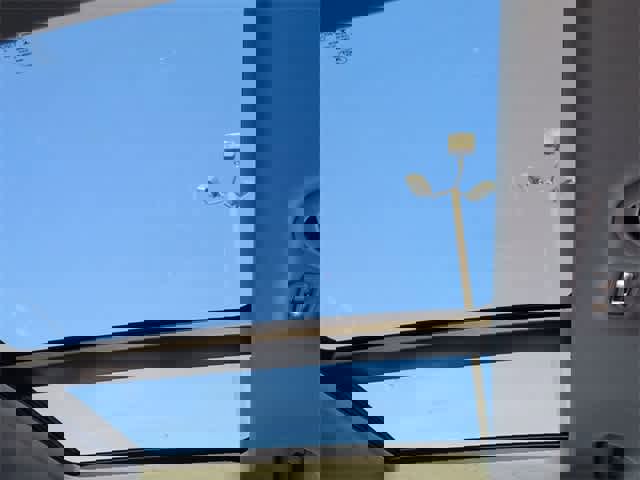 Used 2022 Ford Explorer XLT w/ Equipment Group 202A image 25