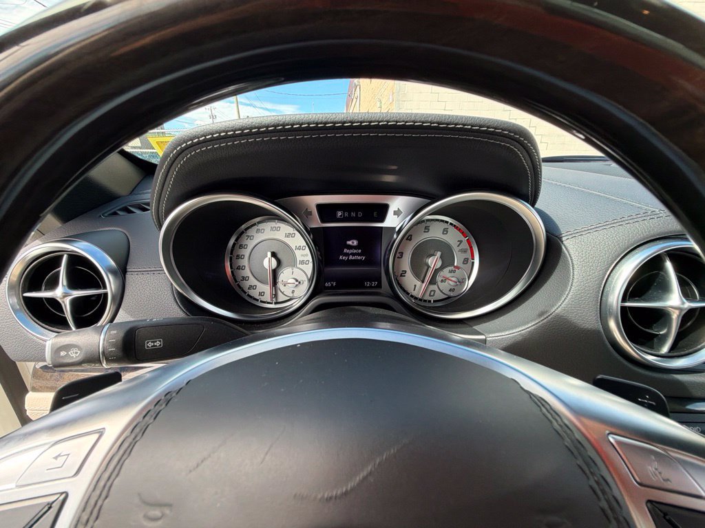 Used 2015 Mercedes-Benz SL 550 image 25