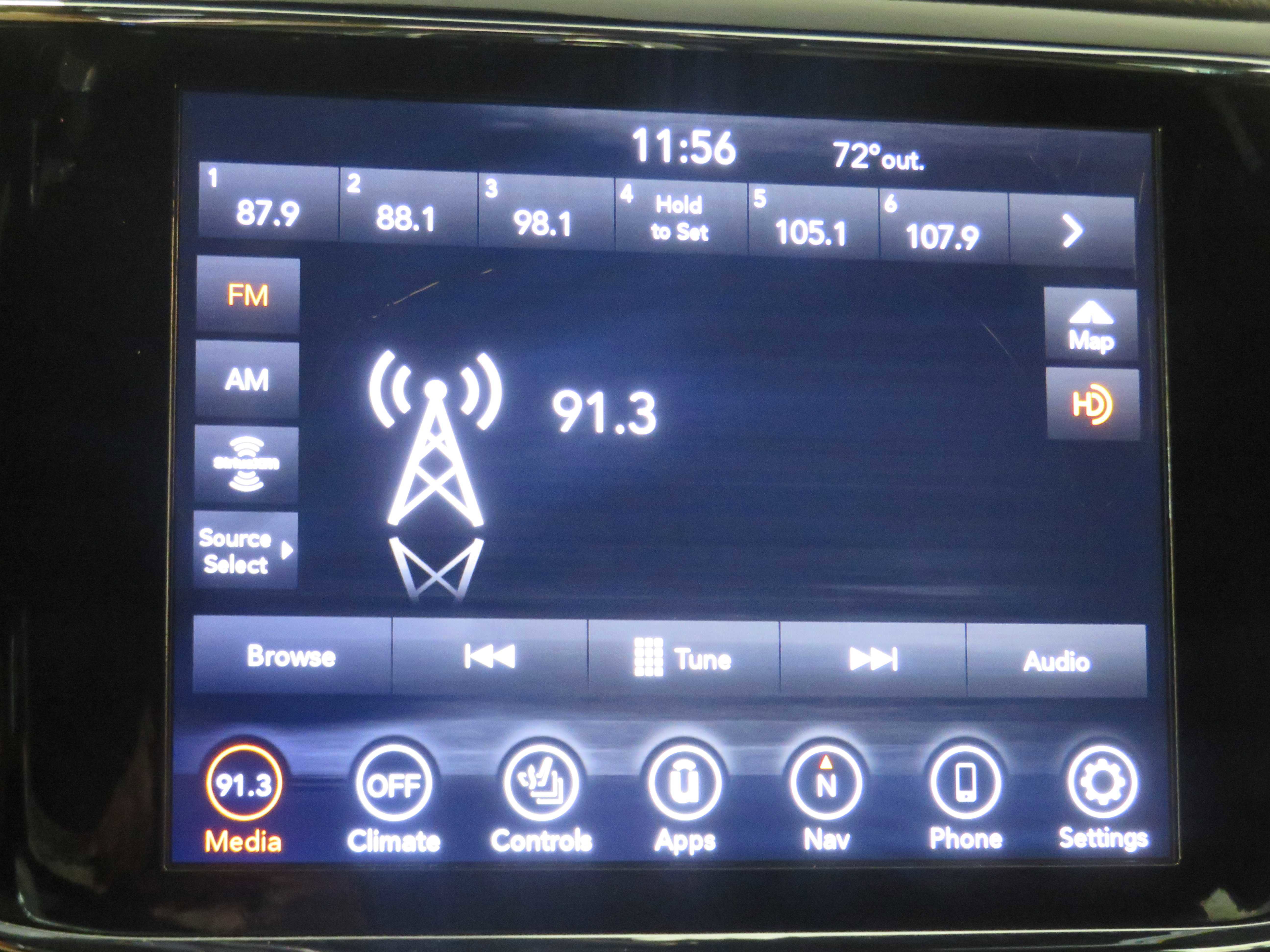Used 2020 Jeep Grand Cherokee Limited w/ Trailer Tow Group IV image 37