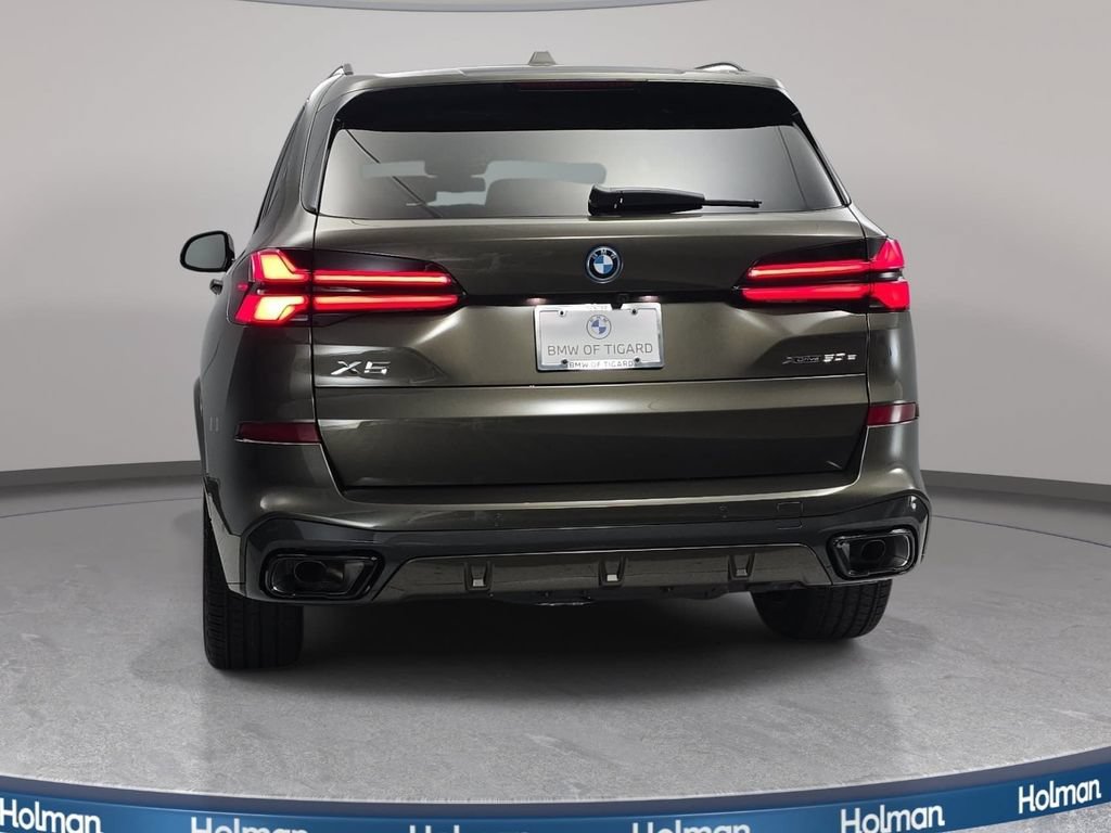 New 2026 BMW X5 xDrive50e w/ M Sport Package AWD/4WD image 6