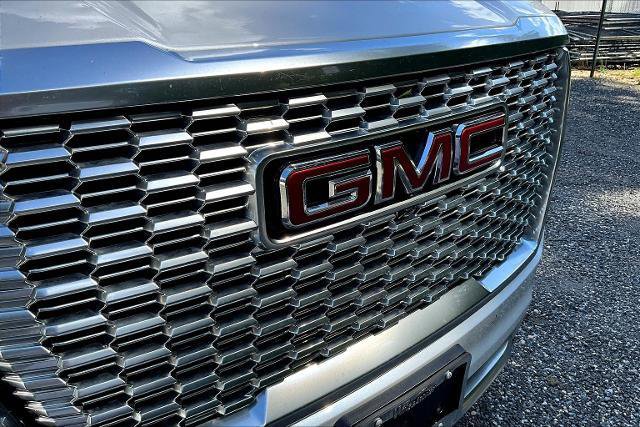 Used 2023 GMC Yukon XL Denali w/ Max Trailering Package image 33
