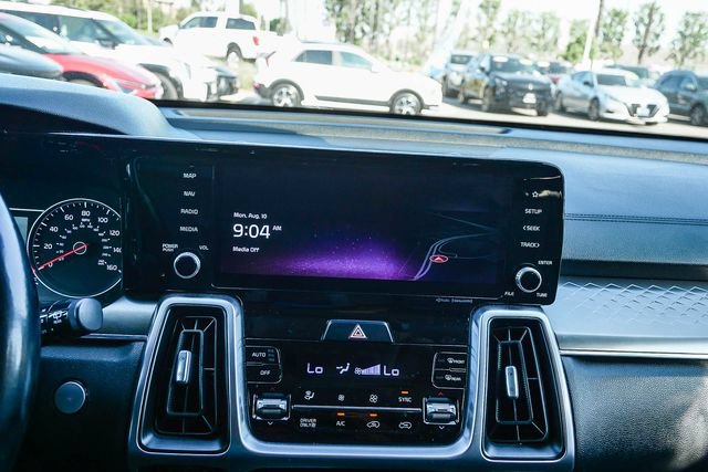 Used 2022 Kia Sorento EX w/ Panoramic Sunroof Package AWD/4WD image 15