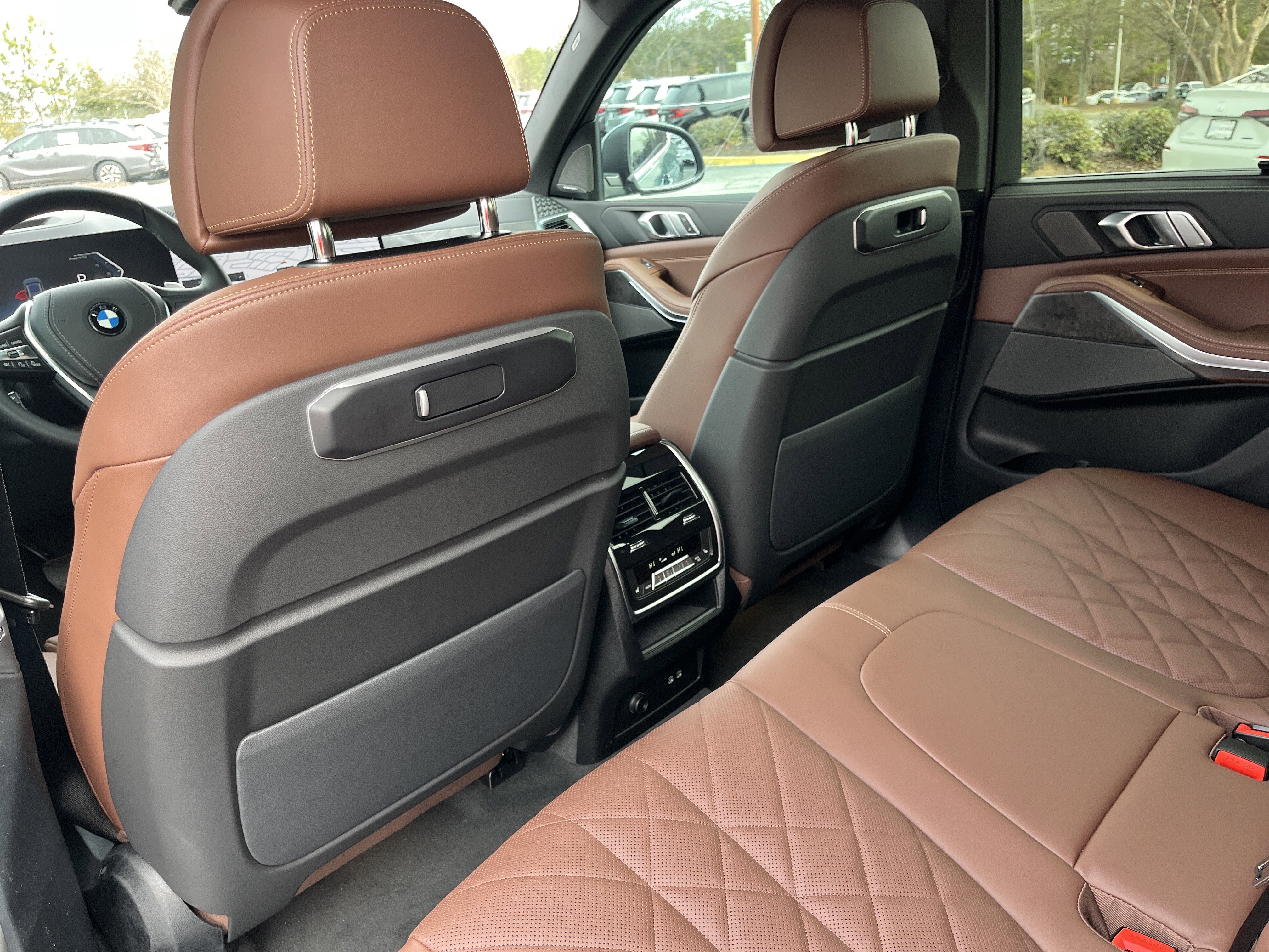 New 2026 BMW X5 xDrive40i w/ Climate Comfort Package AWD/4WD image 21