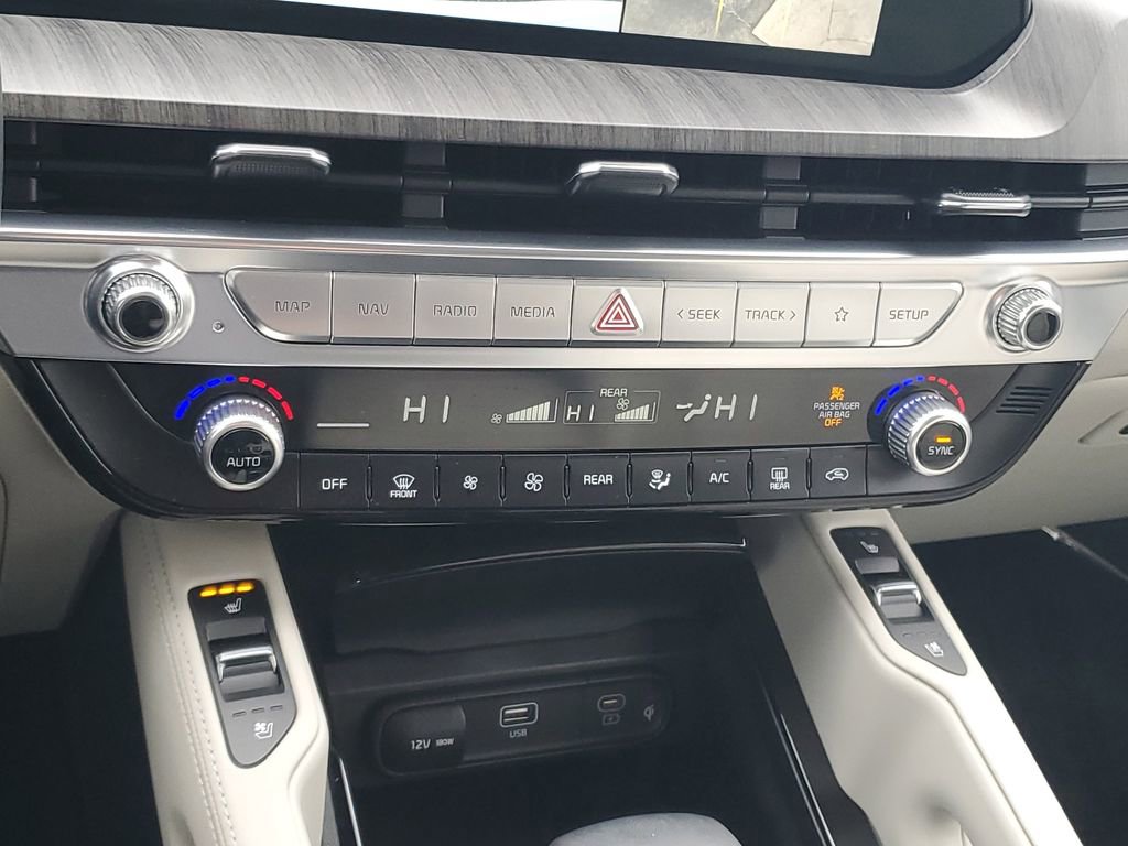 Used 2023 Kia Telluride SX image 19