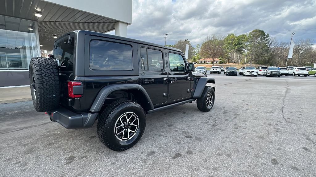 Used 2024 Jeep Wrangler Rubicon image 5