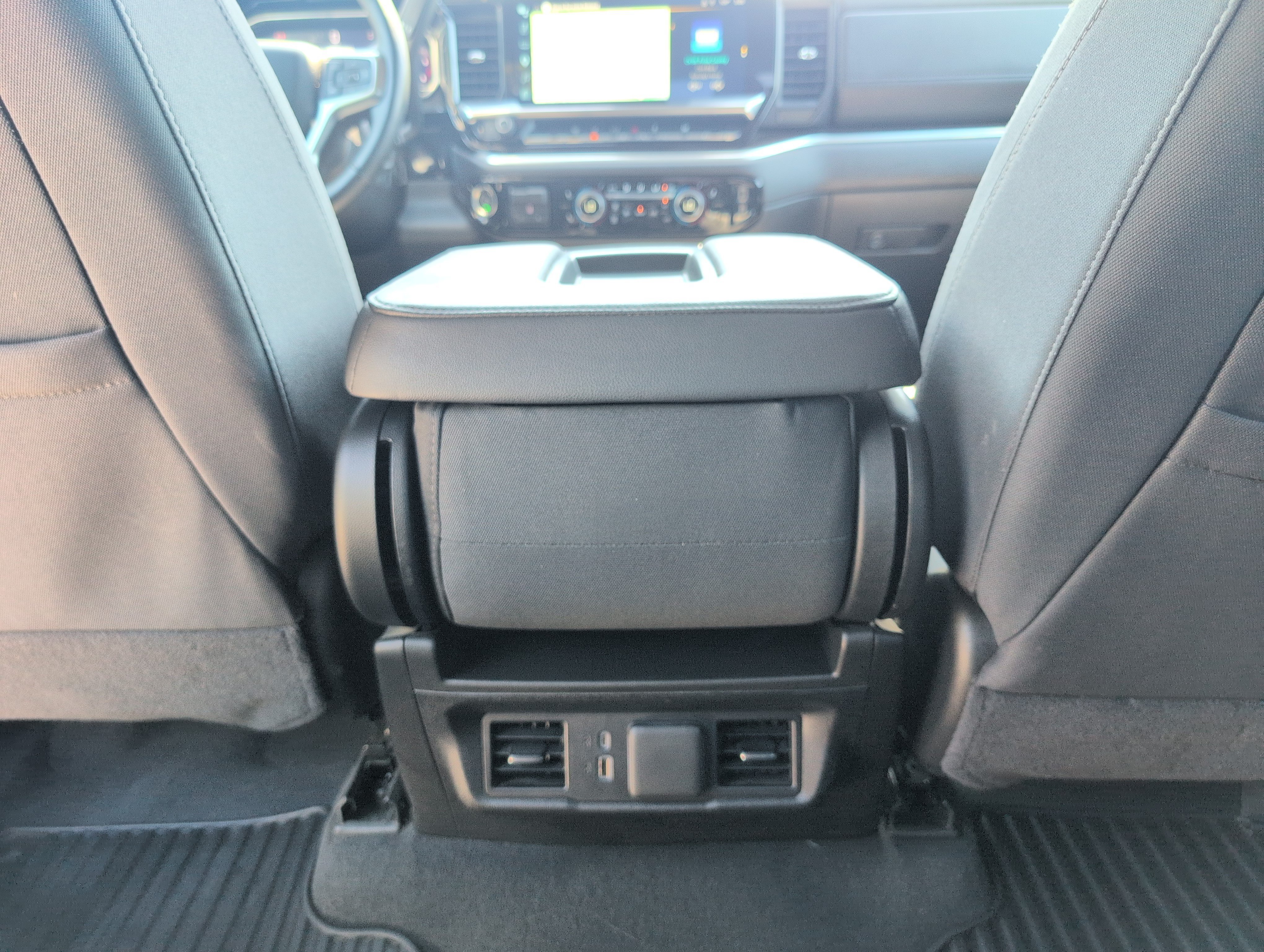 Used 2025 Chevrolet Silverado 2500 LT w/ Convenience Package AWD/4WD image 30
