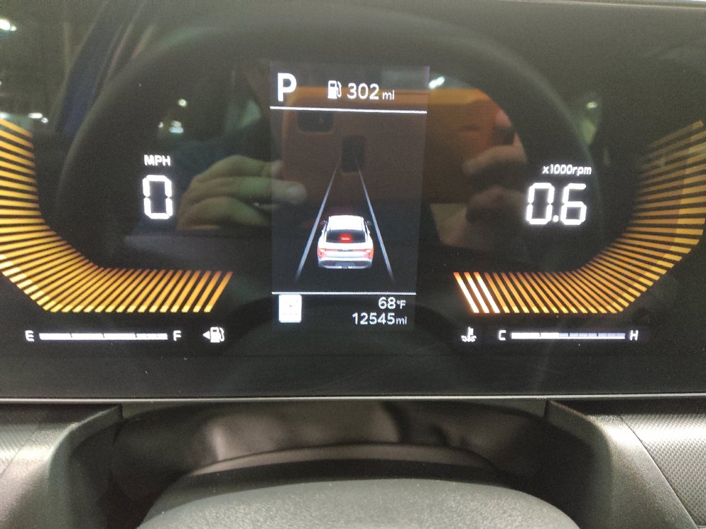 Used 2025 Kia K4 LXS image 23