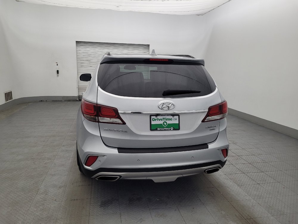 Used 2018 Hyundai Santa Fe Limited w/ Cargo Package FWD image 6