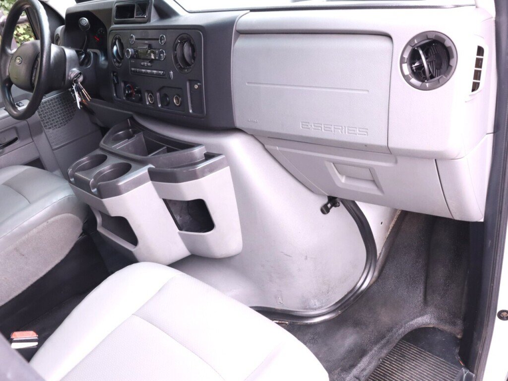 Used 2012 Ford E-450 and Econoline 450 Super Duty w/ PWR Locks & Windows Group RWD image 44