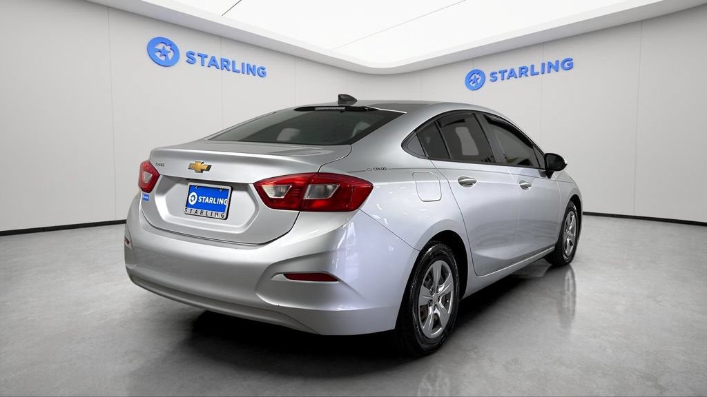 Used 2017 Chevrolet Cruze LS FWD image 8