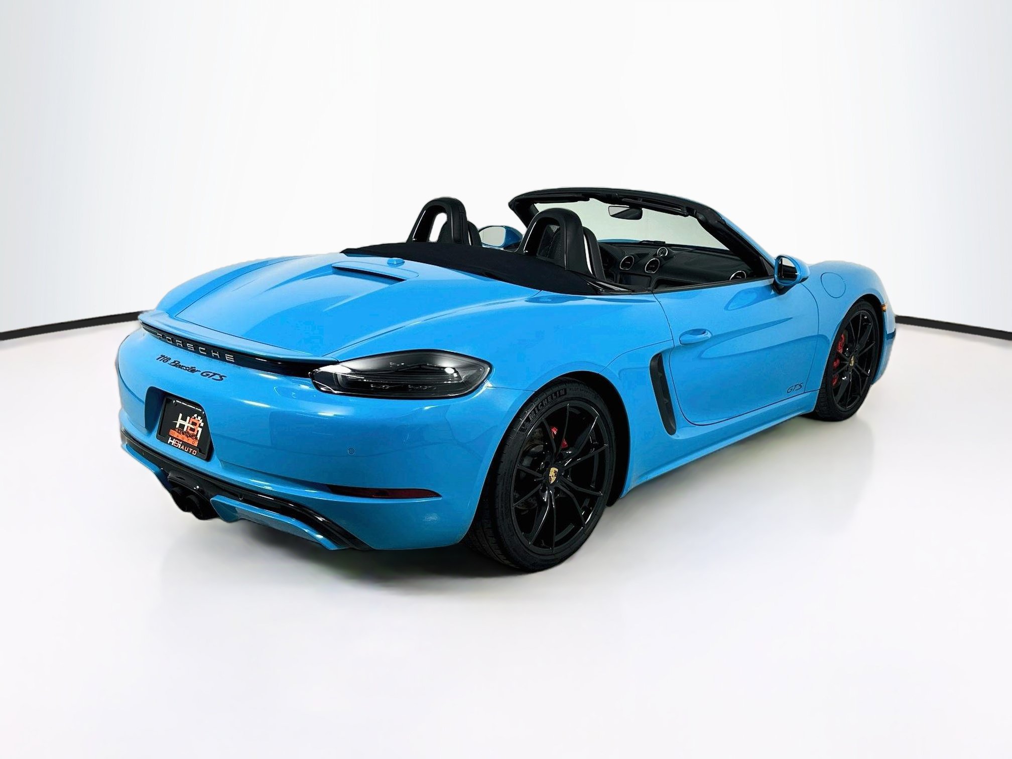 Used 2018 Porsche 718 Boxster GTS w/ GTS Interior Package RWD image 28