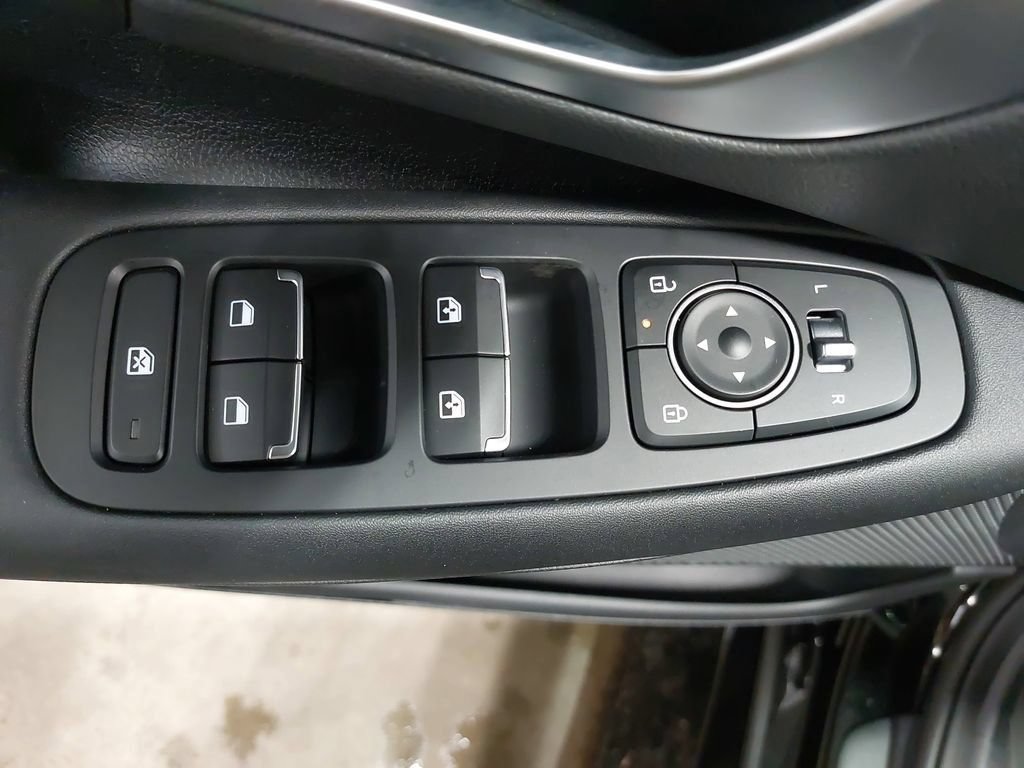 Used 2026 Hyundai Sonata SEL FWD image 28