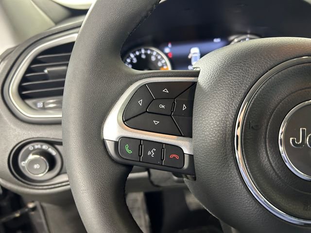 Used 2021 Jeep Renegade Latitude image 16