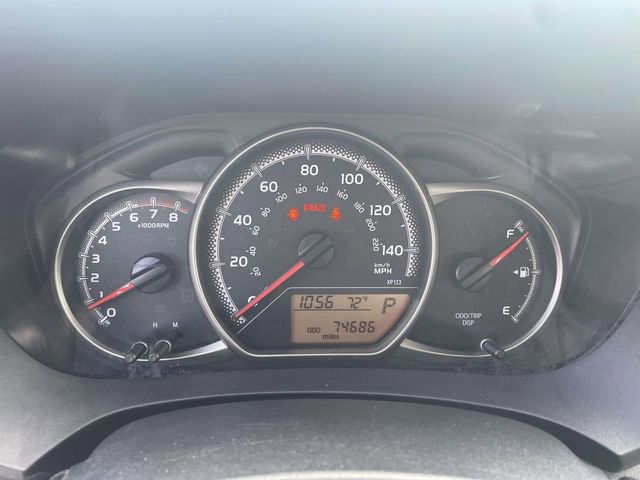 Used 2017 Toyota Yaris L image 16