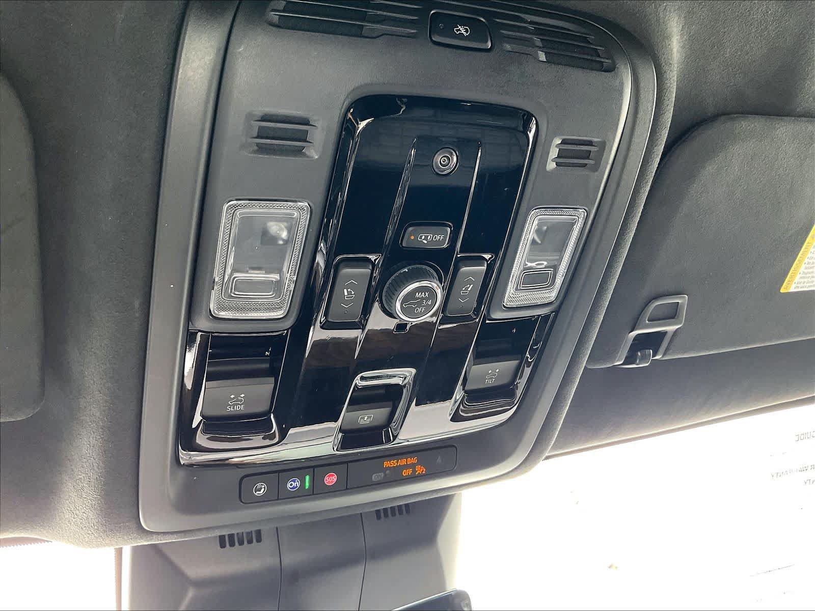 Used 2025 Cadillac Escalade Sport Platinum AWD/4WD image 40